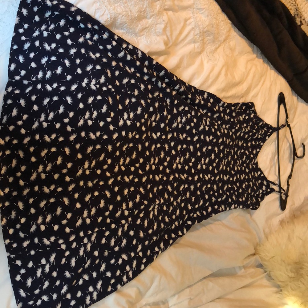 3/4 length dandelion summer dress 🌼🌼